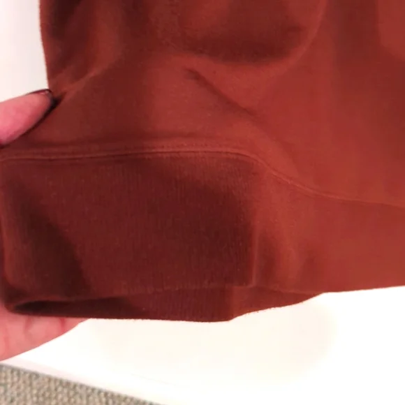 Athleta Rust Color V Neck Sweatshirt. Size M - Picture 4 of 8